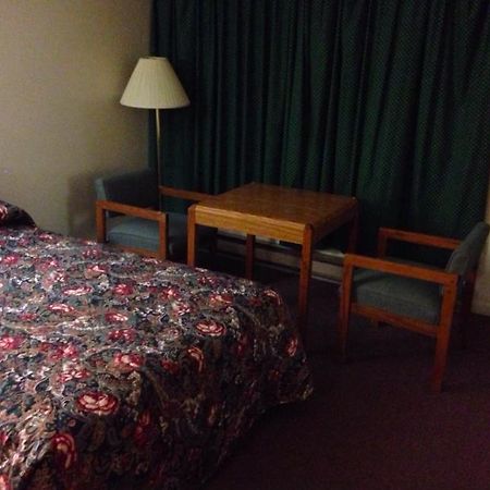 Super 9 Motel Albion Zewnętrze zdjęcie